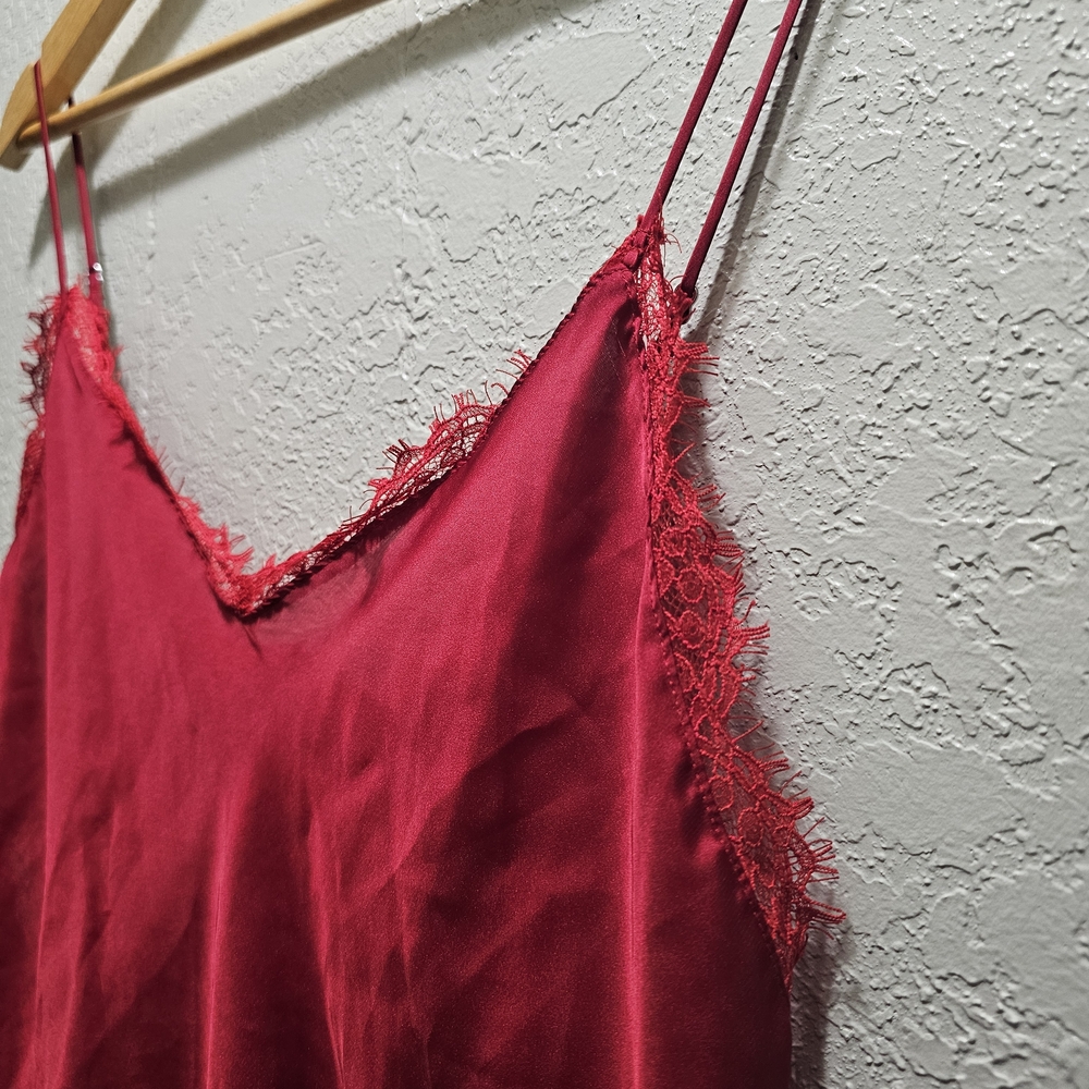 Victoria's Secret Scarlet Lace Cami & Short Sleep Set